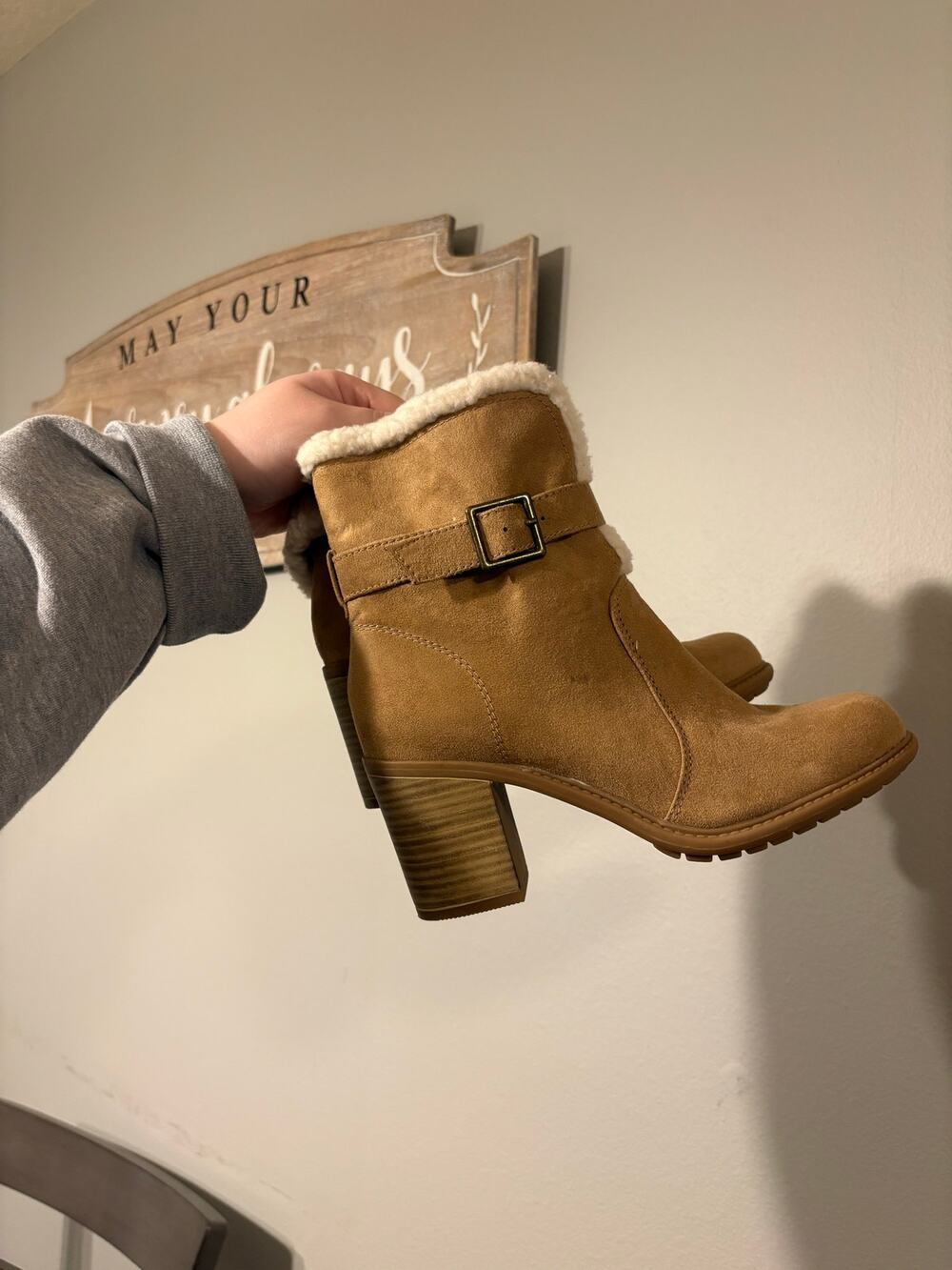 American Eagle Boots Women’s 6.5 Buckle Ankle Bootie Brown Faux Suede Heels